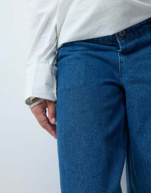 Mamalicious Premamá vaqueros barrel bajo la barriga en denim azul medio, 4 de 5
