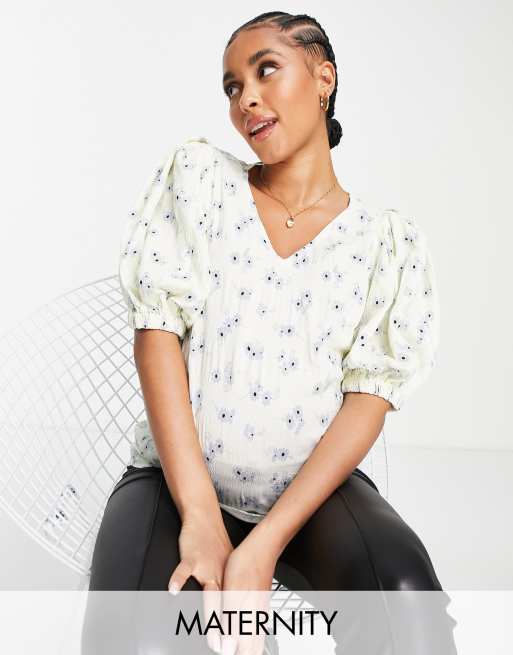 Mamalicious puff sleeve top in floral