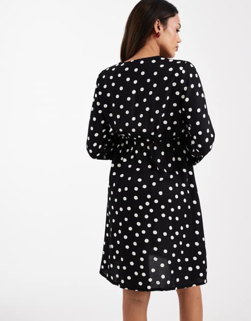 Mamalicious - Robe de grossesse et d'allaitement courte à pois et boutons à l'avant - Noir, 4 de 4