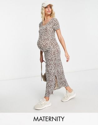Mamalicious short sleeve scoop neck maxi dress in leopard print - ASOS Price Checker