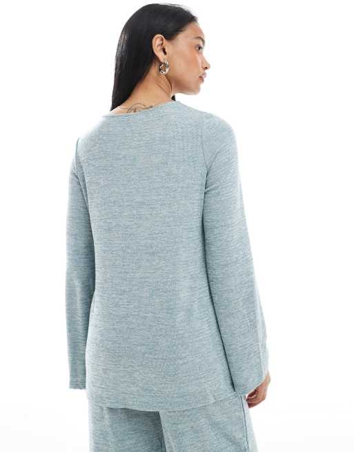 Mamalicious slubby knit split side top co-ord in pale blue melange, 4 of 4