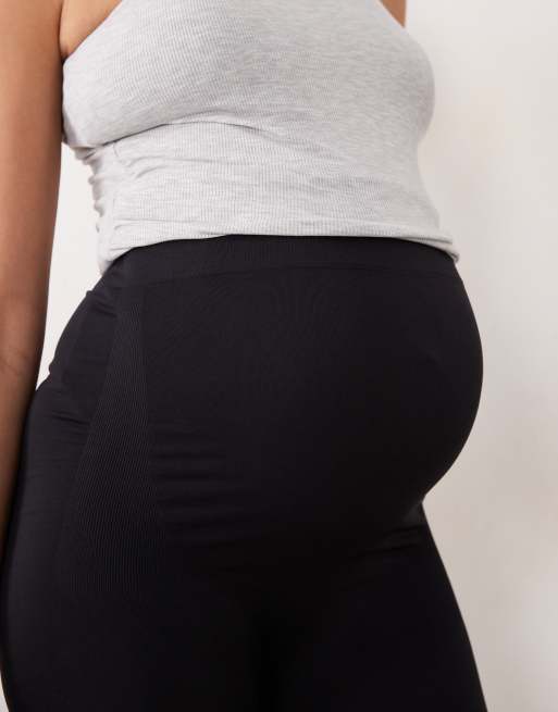 Mamalicious – Umstandsmode – Capri-Leggings in Schwarz, 3 von 5