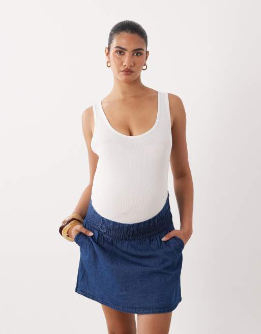Mamalicious - Zwangerschapskleding - Denim mini rok met gesmokte taille in dark-rinse wassing, 2 van 5