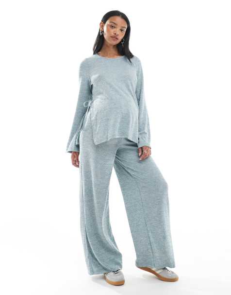 Mamalicious - Zwangerschapskleding - Gebreide broek met wijde pijpen van slubstof in gemêleerd lichtblauw, deel van co-ord set - view 1