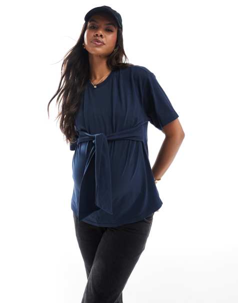 Mamalicious - Zwangerschapskleding - T-shirt met gestrikte voorkant in marineblauw - view 1