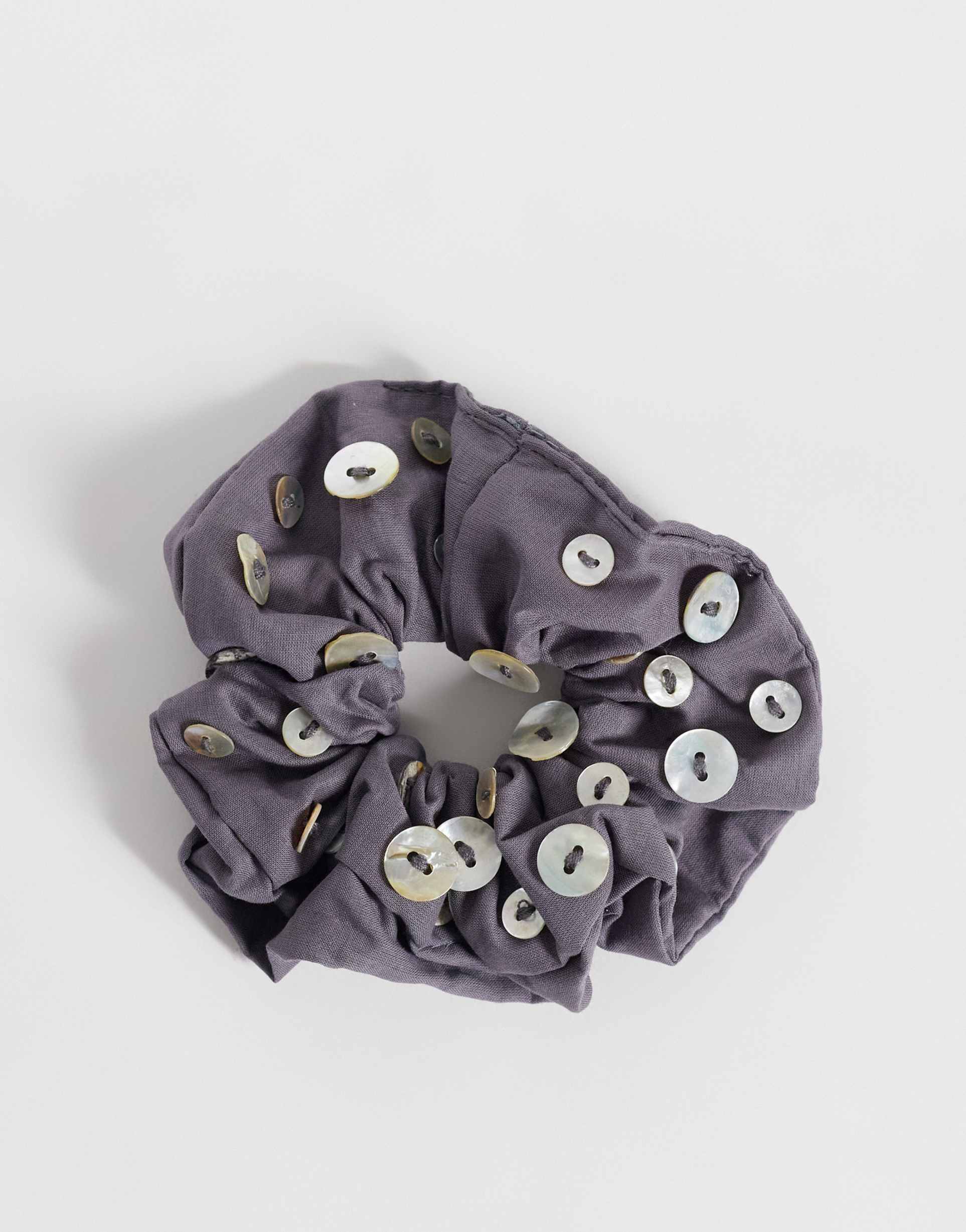 mango 100% cotton button detailing scrunchie in gray