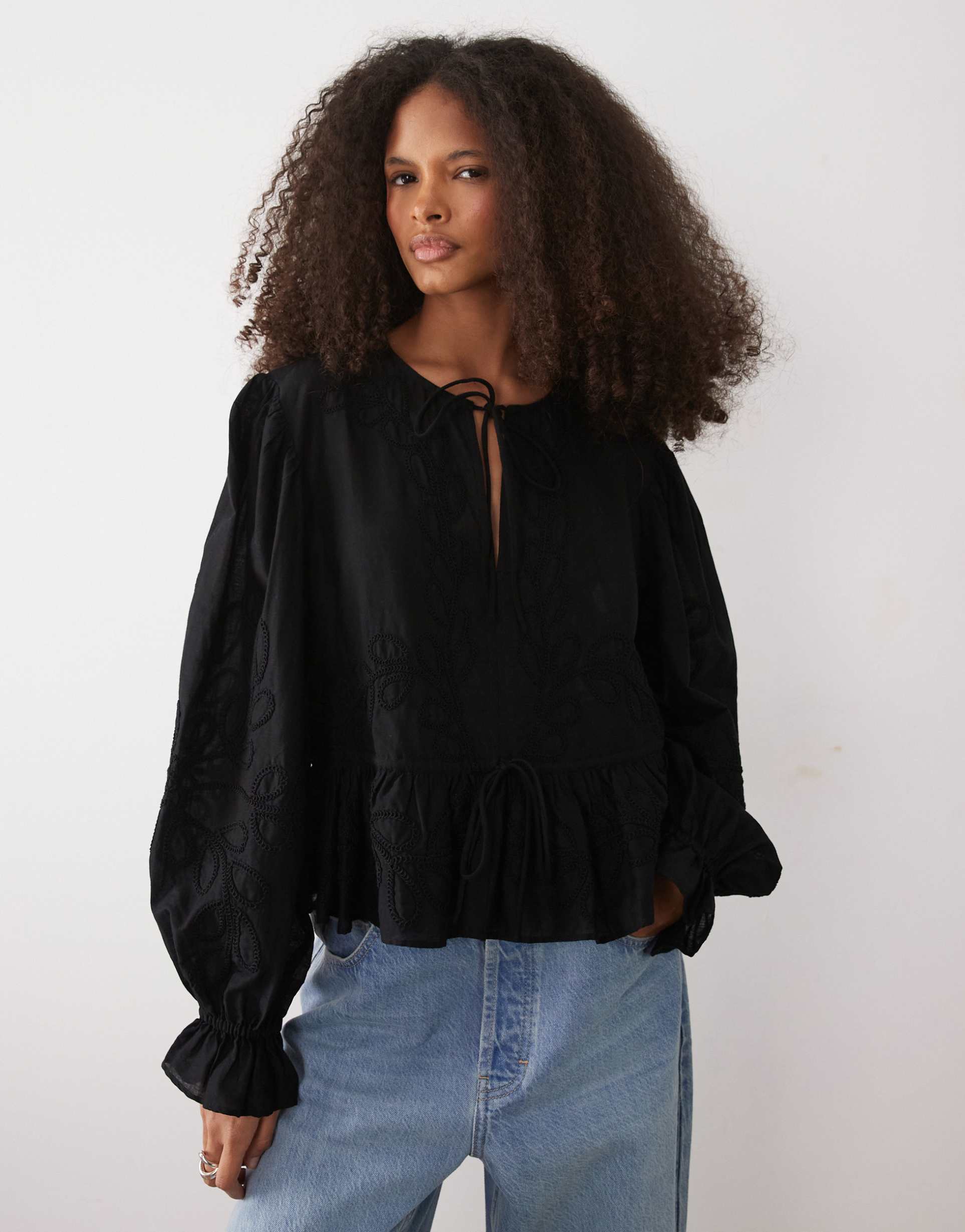mango 100% cotton cinched waist blouse in black