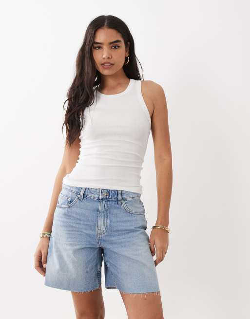 Mango 100% cotton denim bermuda short in bleach wash, 4 of 5