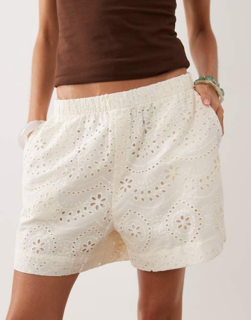 Mango 100% cotton embroidered tailored shorts in cream, 5 of 5