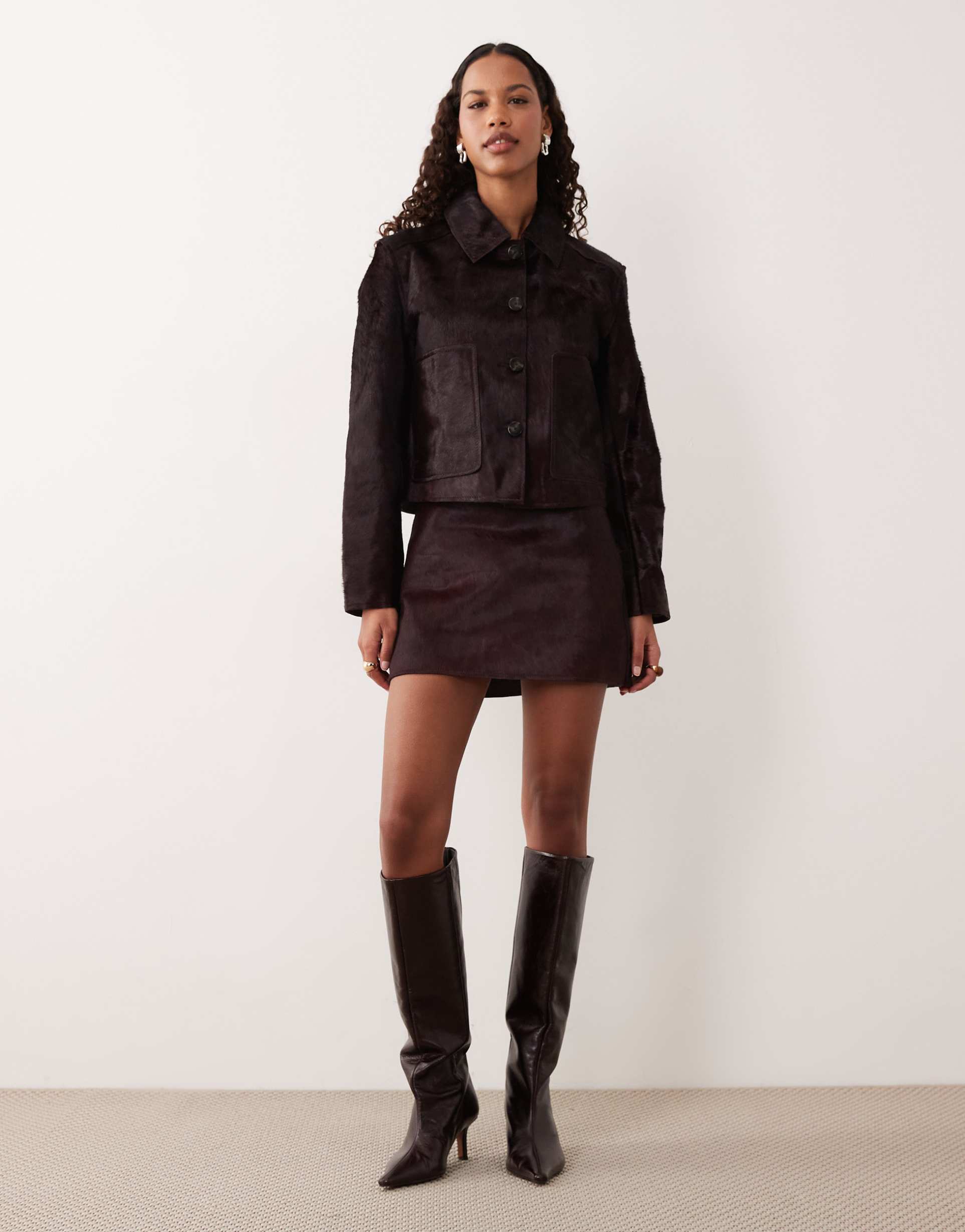 mango 100% leather mini skirt in burgundy - part of a set