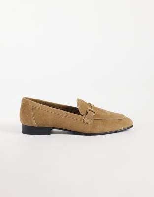 Mango Buckle Leather Apron-toe Flat In Brown