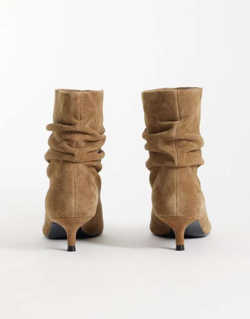 Mango 100% leather suede slouch kitten heeled boot in camel, 2 of 4