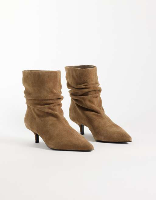 Mango 100 % Wildleder-Slouch-Boots mit Kitten-Heel in Camel, 3 von 4