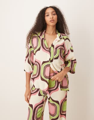 abstract retro geometric print boxy fit shirt in beige - part of a set-Neutral