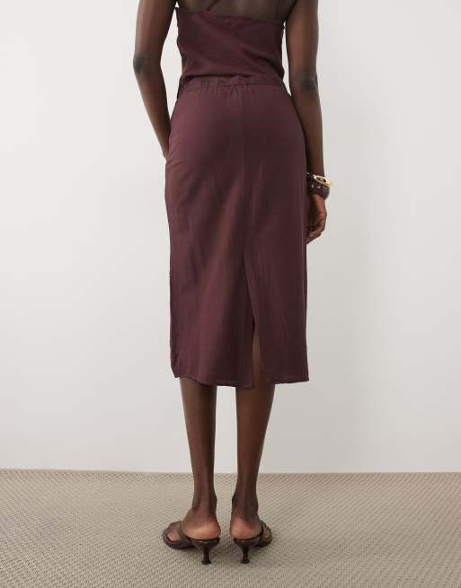 Mango Alfred cotton rich embroidered midi skirt co-ord in deep red, 2 of 5