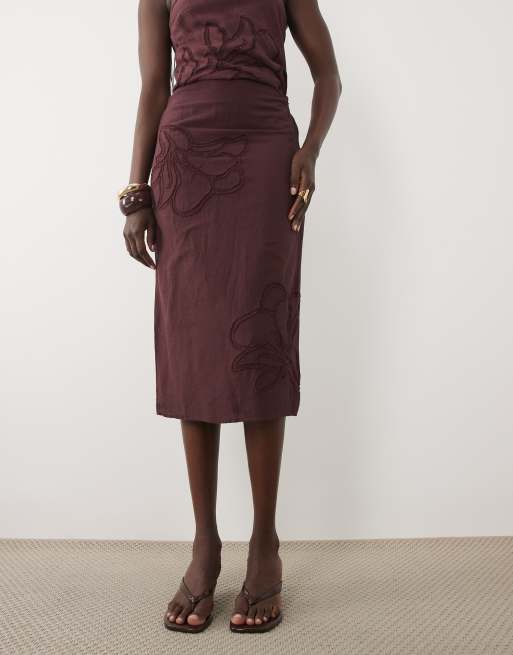 Mango Alfred midi-rok met borduursel en katoenmix in diep rood, 3 van 5