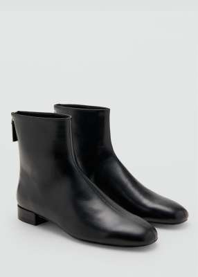 Mango - Ankle-Boots aus Leder in Schwarz mit runder Zehenpartie