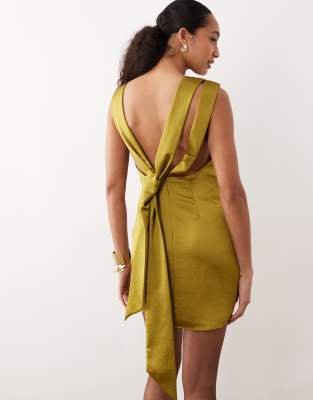 Mango - Ärmelloses, gerafftes Minikleid in Gelb