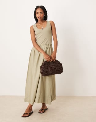 Mango - Ärmelloses Kleid in Salbeigrün mit tiefer Taille