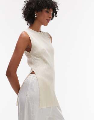 Mango - Ärmelloses Longline-Strickoberteil in Ecru mit Seitenschlitz-Neutral