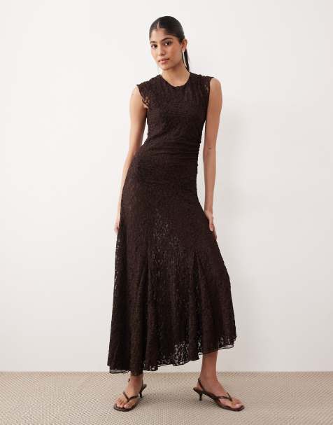 Mango – Ärmelloses Maxikleid aus Spitze in Schokobraun mit asymmetrischem Saum - view 1