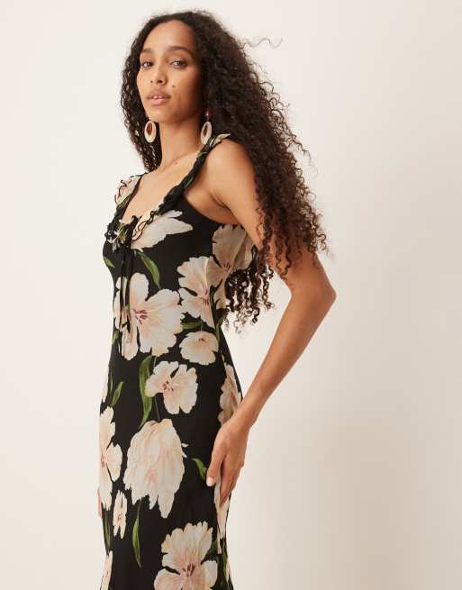 Mango – Ärmelloses Maxikleid mit Rüschenbesatz und Blumenprint auf dunklem Untergrund, 2 von 4