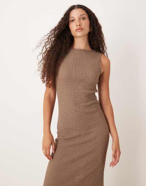 Mango – Ärmelloses Midikleid in Beige mit Strukturmuster - view 1