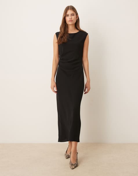 Mango – Ärmelloses Midikleid in Schwarz mit geraffter Seiten - view 1