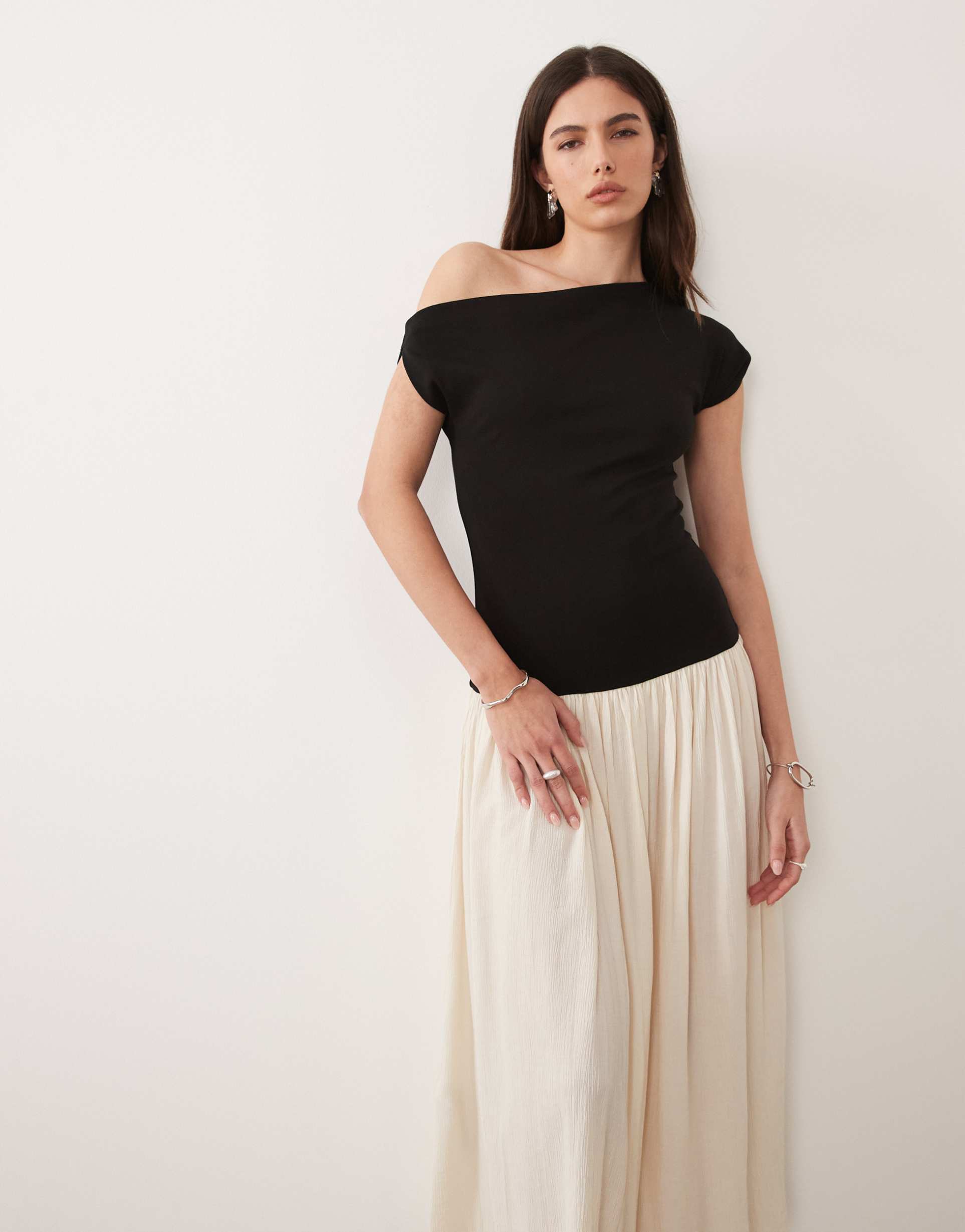 mango asymmetric drop waist color block maxi dress in black and stone