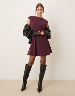 Mango - Ausgestelltes Minikleid in Beerenrot mit Flügelärmeln