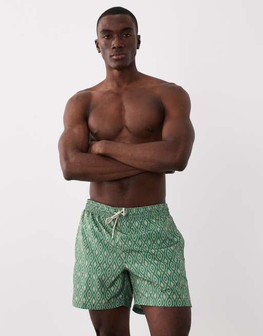 Mango – Badeshorts in Grün mit geometrischem Muster, 2 von 5