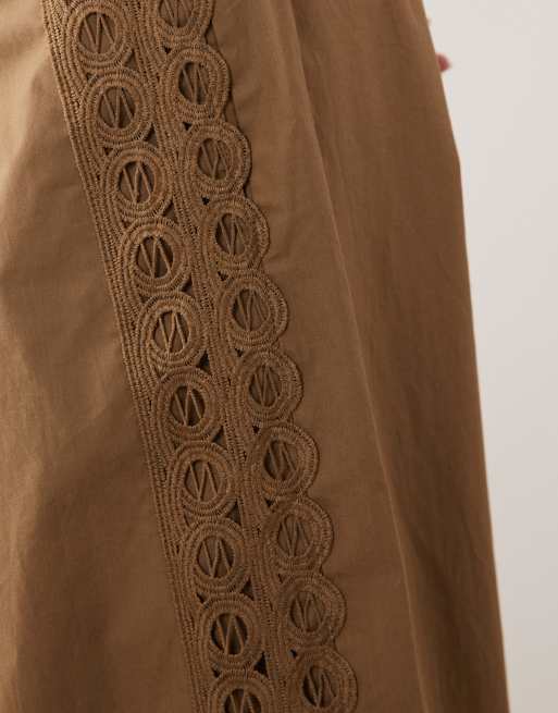 Mango barrel leg embroidered detailing pants in brown, 3 of 5