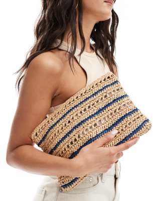 Mango - Bast-Clutch in Beige mit blauen Streifen