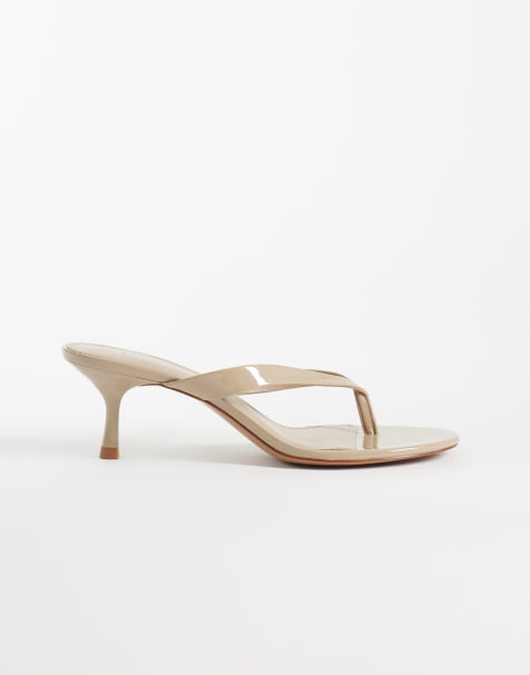 Mango - Beige klipklapsandaler i imiteret læder med lakfinish - view 1