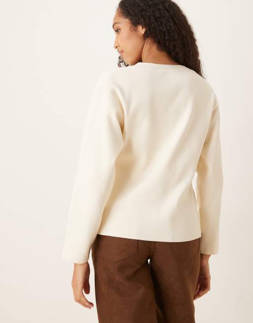 Mango – Beige, tätstickad kofta med guldfärgade knappar i statementstil, 2 av 4