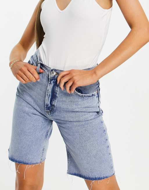 Mango – Blå jeansshorts i lång boyfriend-modell