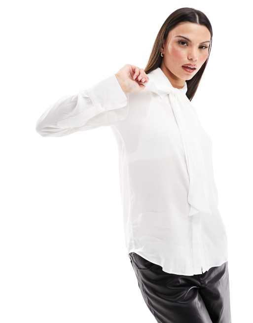 Blouse avec noeud devant new arrivals