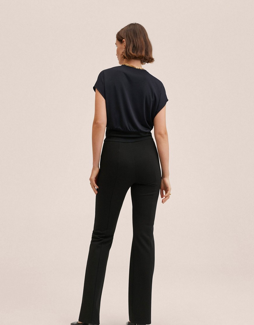 Blusa nera con scollo a V e dettaglio arricciato-Nero - Mango Camicia donna  - immagine2