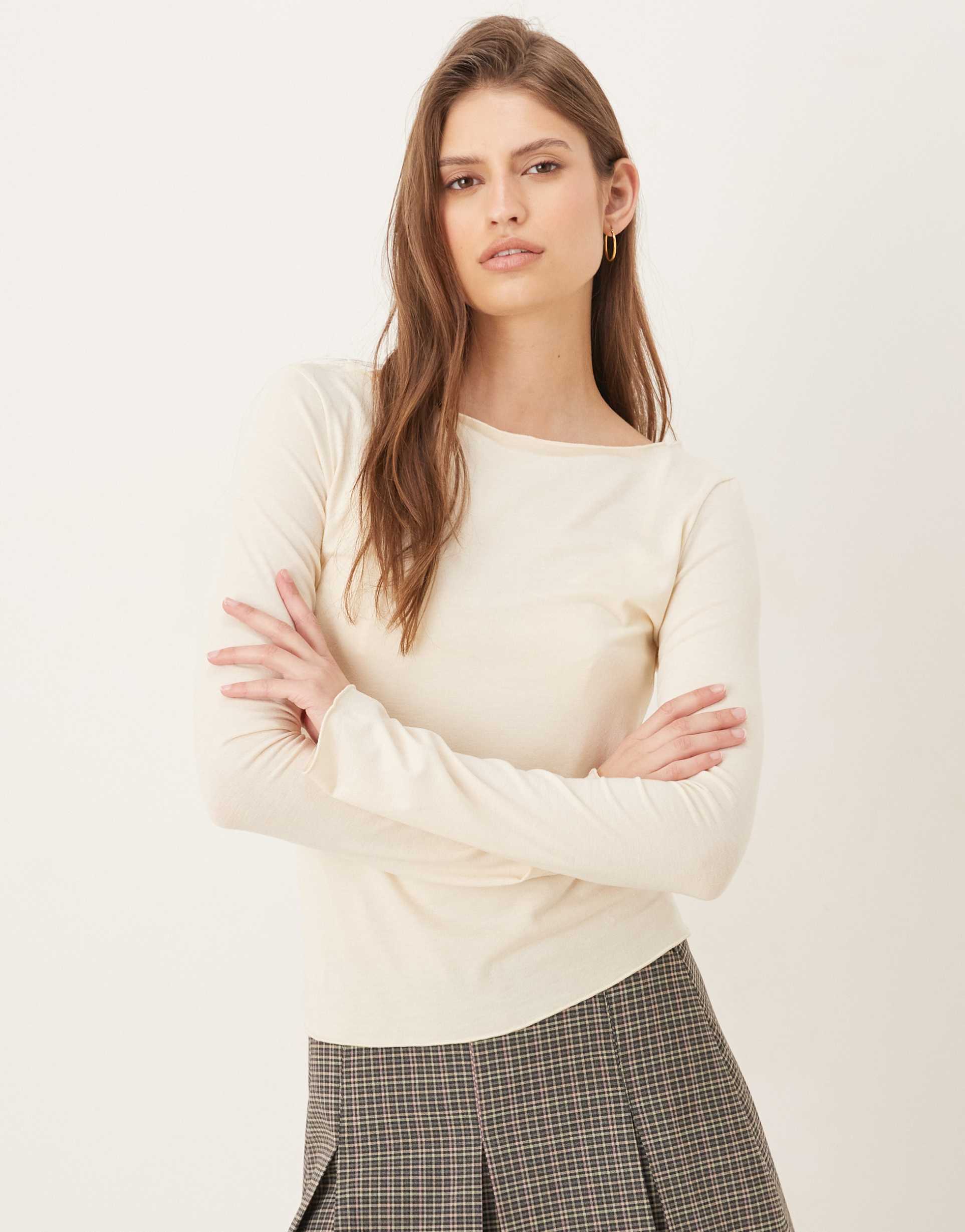 mango boat neck flared sleeves t-shirt in butter yellow