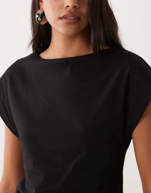 Mango boat neck ruched waist t-shirt in black, 3 of 4