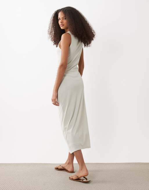 Mango boat neck sleeveless midi dress with ruched waist in beige, 4 of 4