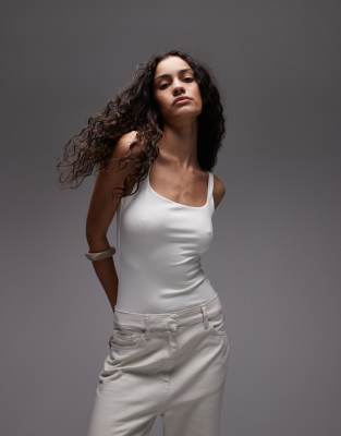Magic Bodyfashion - Body morbido color espresso lucido con scollo