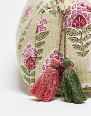 Mango Botanical Print Quilted Cosmetics Bag
