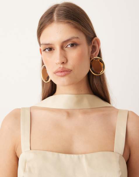 Mango brown jeweled earing in glod - view 1