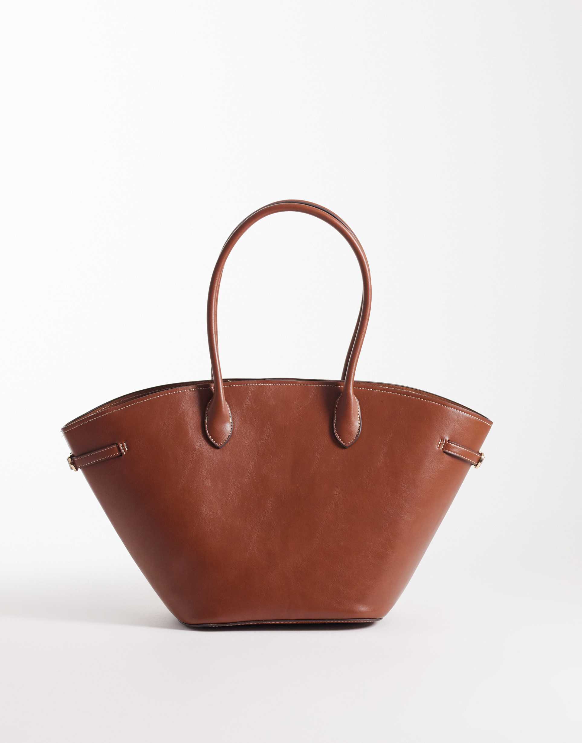 mango bucket bag in tan