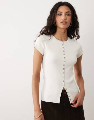 Mango Button Through Knitted Short Sleeve Top In White
