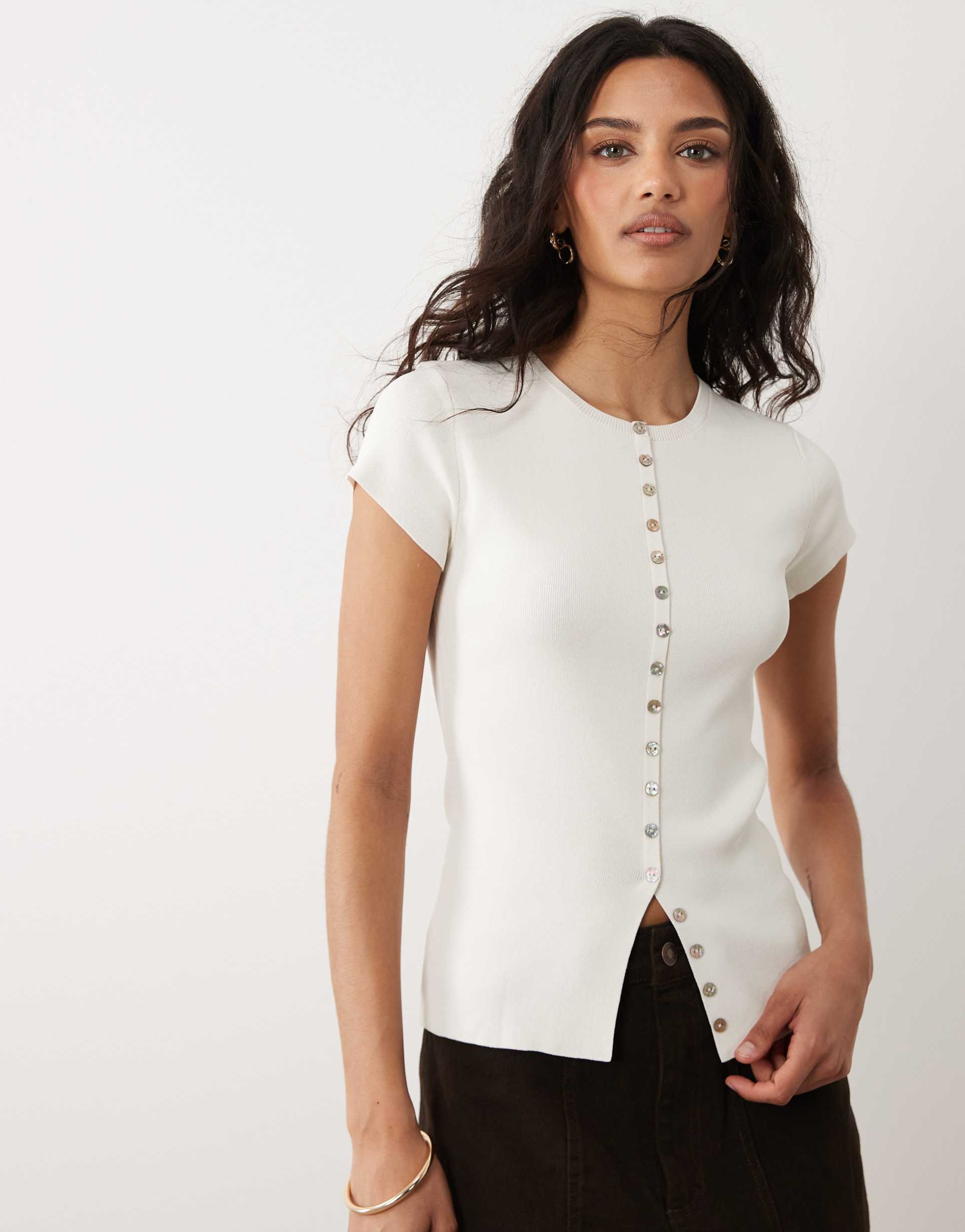 mango button up knit short sleeve top in white