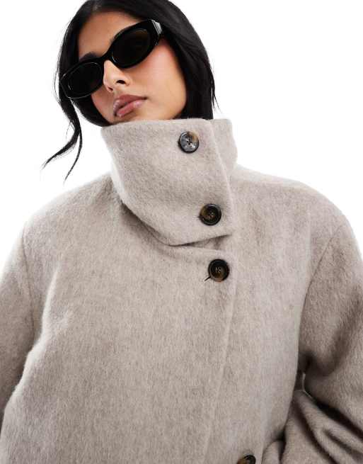 Mango - Capejas met opstaande boord in lichtbruin