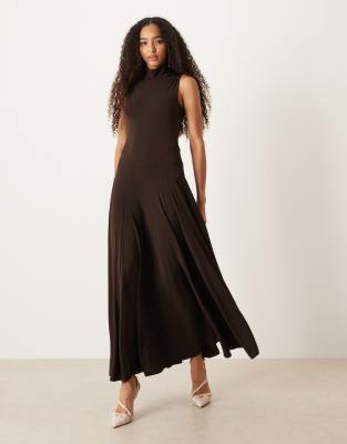 Mango - Capsule - Figurformendes, hochgeschlossenes Maxikleid in Braun-Brown