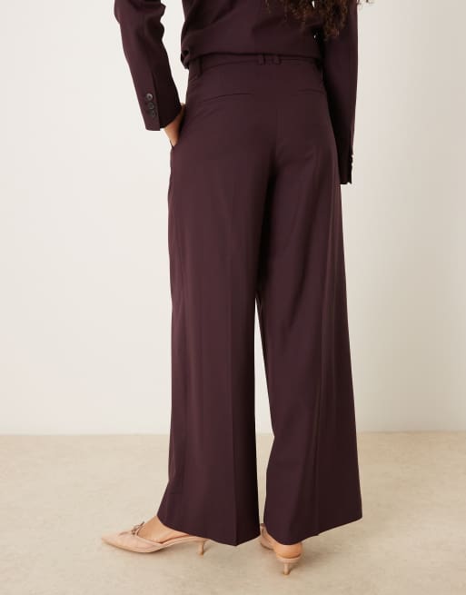 Mango – Capsule – Relaxed-Fit-Bundfaltenhose in Pflaume mit ausgestelltem Bein, Kombiteil, 4 von 5